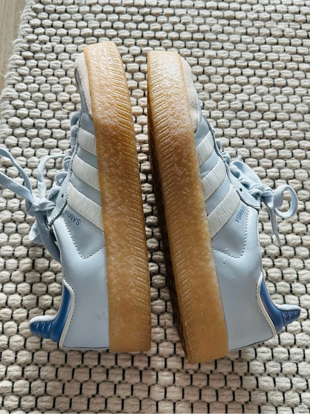 Adidas Sambae Halo Blue/off white/ blue sparkle in size 8 - Picture 5 of 7